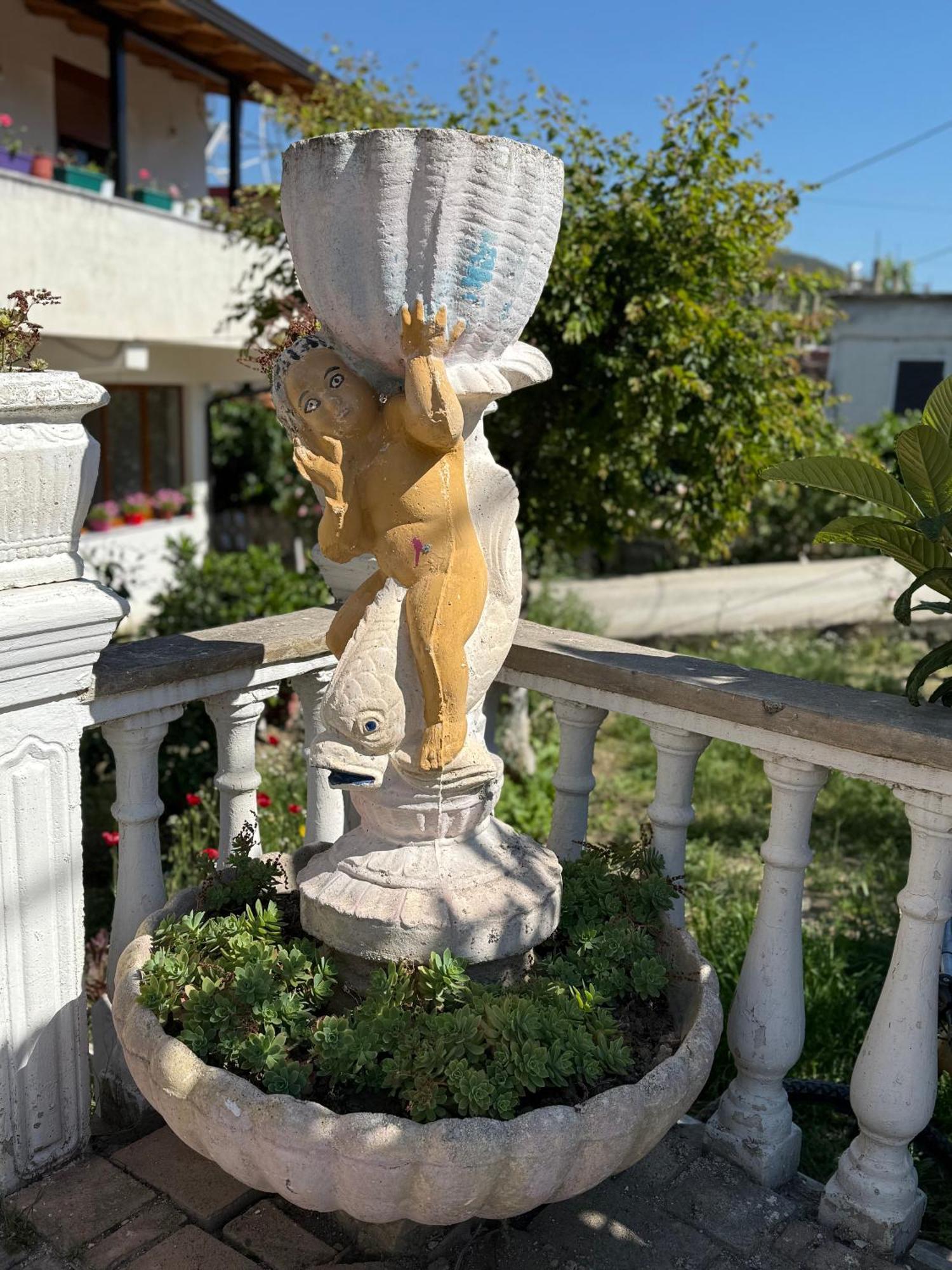 Anel'S Guesthouse ベラト エクステリア 写真